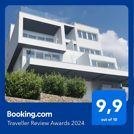 Isabela Apartment Icici