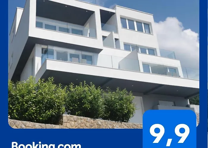 Isabela Apartment Icici