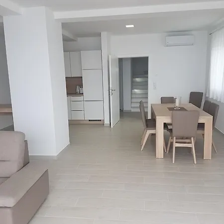 Διαμέρισμα Isabela